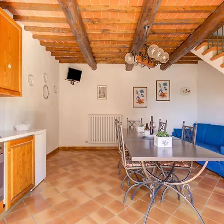 Holiday home Countryside In Gambassi Terme With Garden