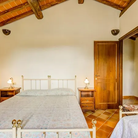 Countryside In Gambassi Terme With Garden