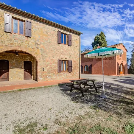 Countryside In Gambassi Terme With Garden Holiday home